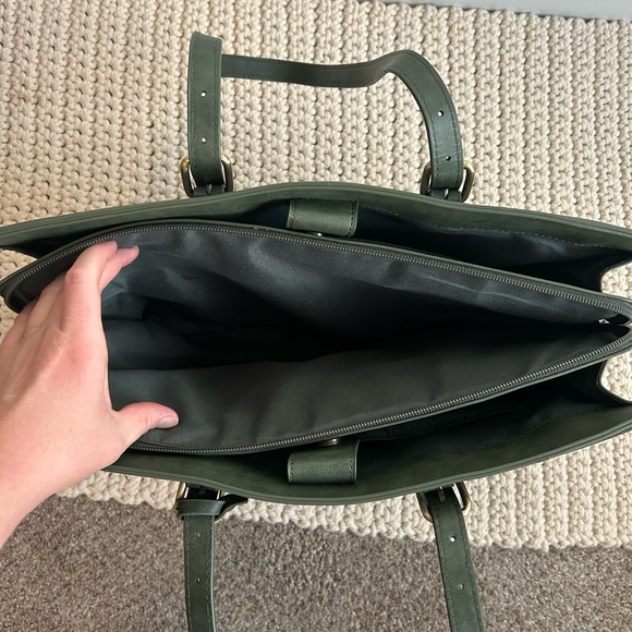 Leather Style Embossed Floral Forest Green Women's Tote Bag - Picture 10 of 15